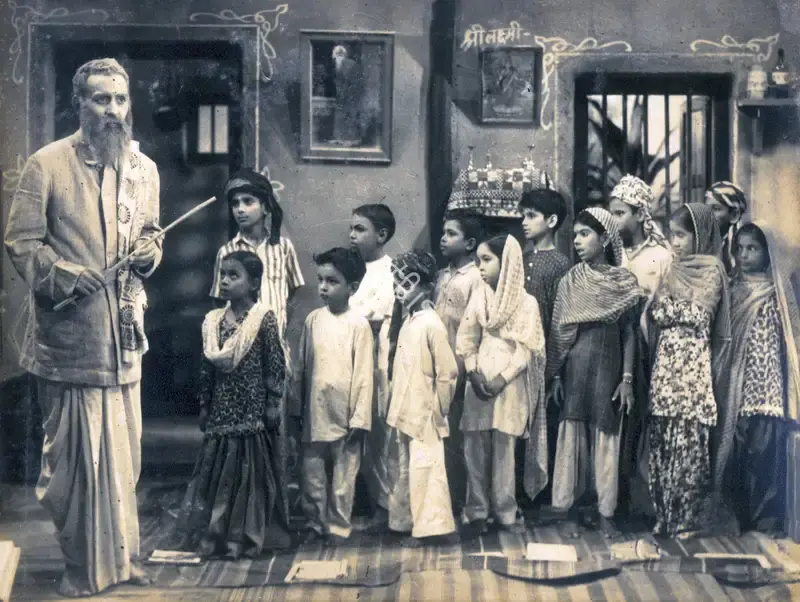 Nazir Ajmeri (Director), Majboor, 1948, Photographic Still