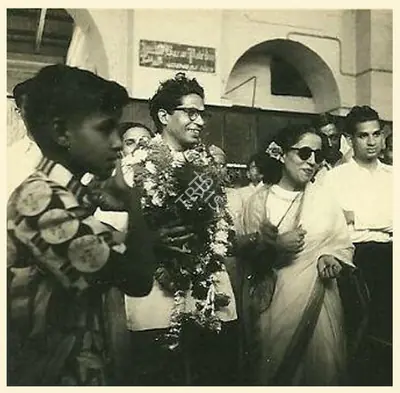 Unknown (Photographer), Seeing off Father for England, 1952, Contemporary Photograph