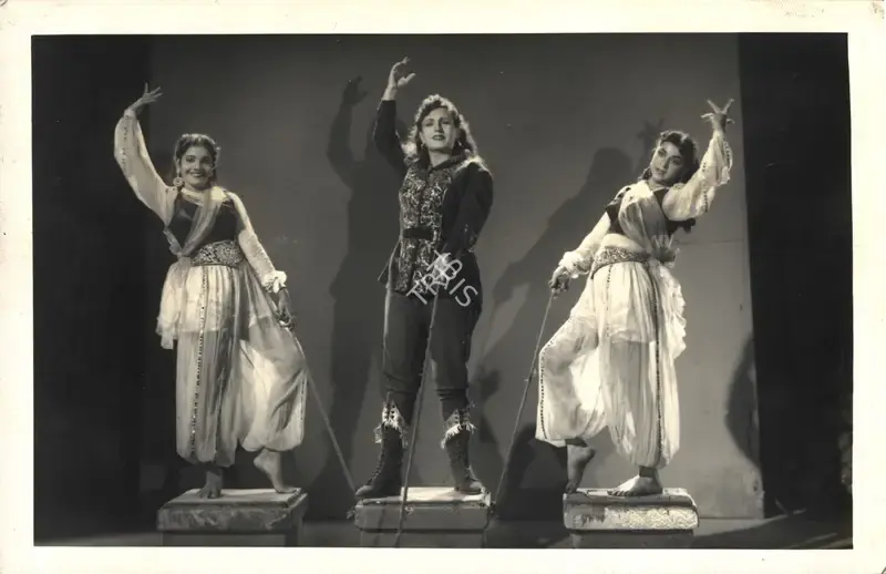 Anant Wadadeker (Cinematographer), Circus Queen, 1959, Photographic Still