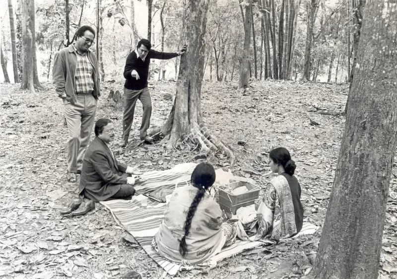 Barun Raha (Cinematographer), Shakha Proshakha, 1991, Photographic Still