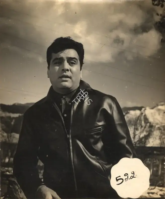 G. Singh (Cinematographer), Arzoo, 1965, Photographic Still