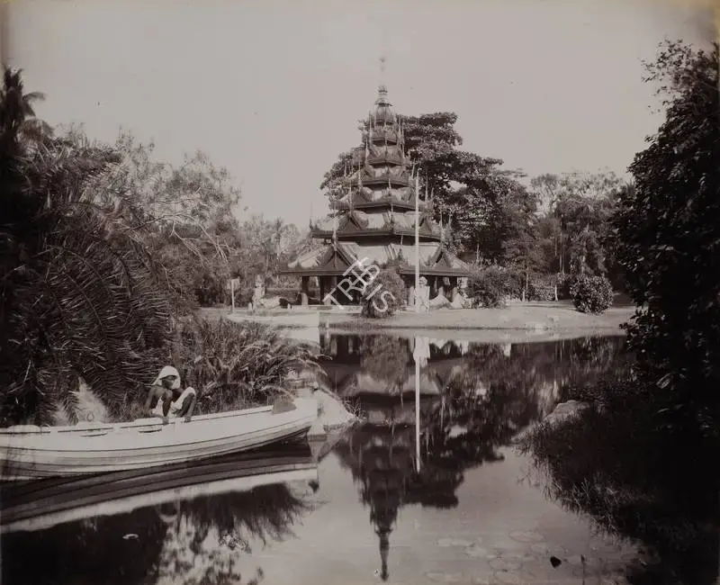 Unknown (Photographer), Eden Gardens, The Pagoda. Calcutta, 1901, Antiquarian Photograph