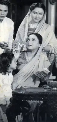Kishore Sahu (Producer), Hamara Ghar, 1950, Photographic Still