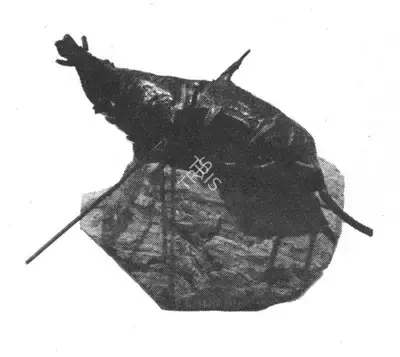 Somnath Hore (Artist), The Hunted, 1984, Sculpture