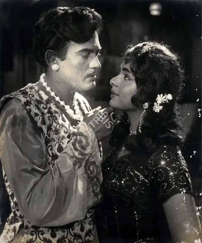 Anant Wadadeker (Cinematographer), Nishan, 1965, Photographic Still