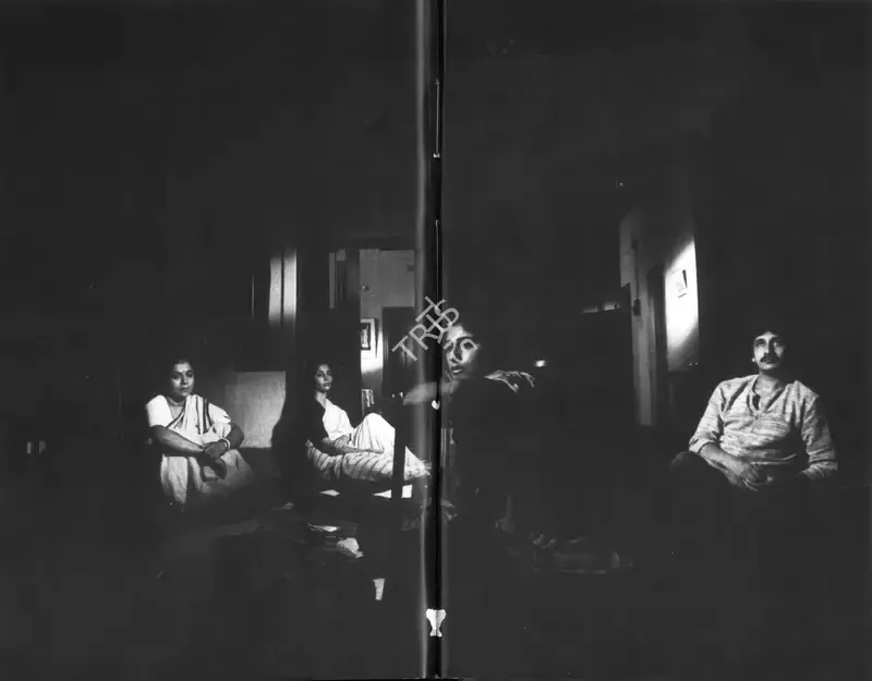 K K Mahajan (Cinematographer), Ek Din Achanak, 1988, Photographic Still