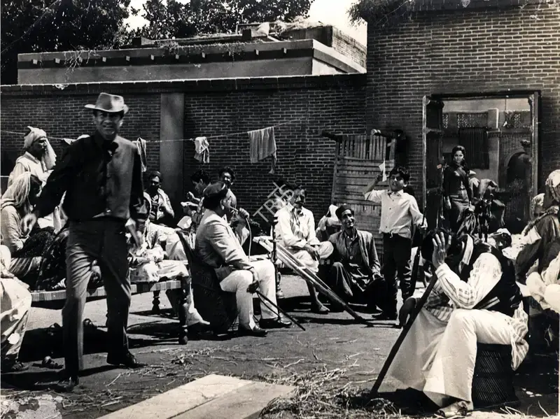 Dev Anand (Producer), Prem Pujari, 1970, Photographic Still