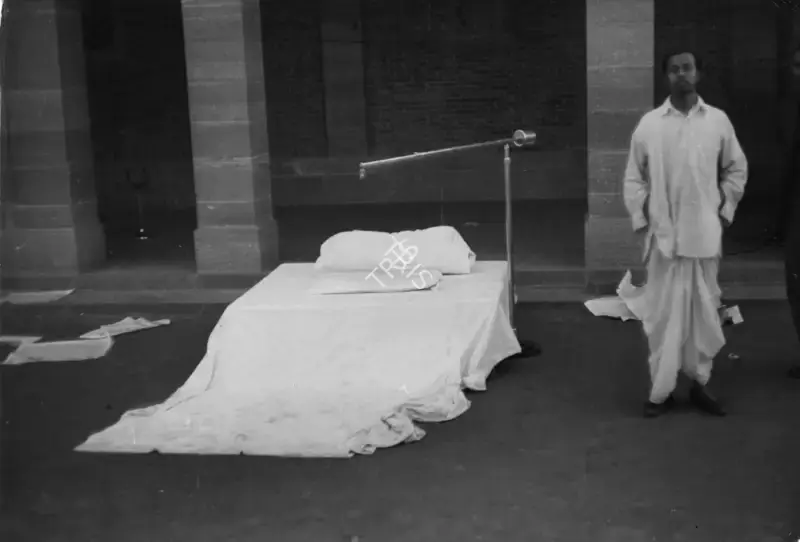 Henri Cartier-Bresson (Photographer), An empty prayer meeting dais, Birla House 30 January 1948, 1948, Contemporary Photograph