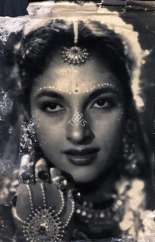 Taimur Behramshah (Producer), Bilwamangal, 1954, Photographic Still