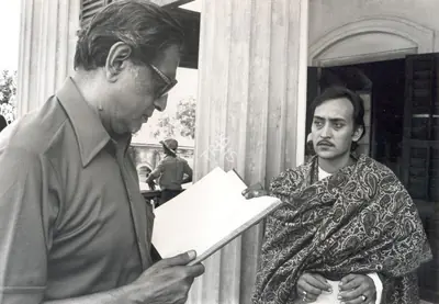 Nemai Ghosh (Still Photographer), Ghare Baire, 1985, Working Still