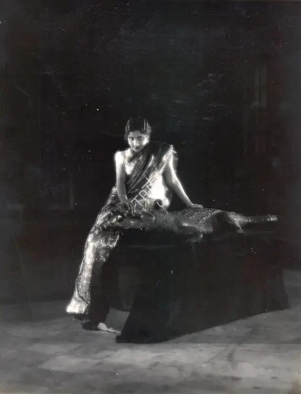 N.D. Sarpotdar (Director), Chalta Putla, 1935, Photographic Still