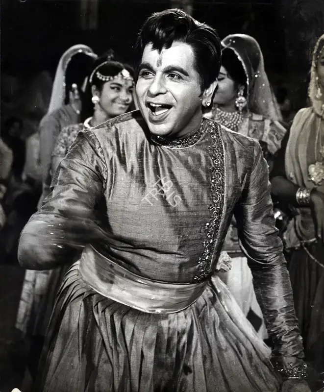 R.D. Mathur (Cinematographer), Sunghursh, 1968, Photographic Still