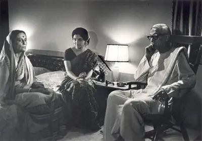 Soumendu Roy (Cinematographer), Seema Baddha, 1971, Photographic Still