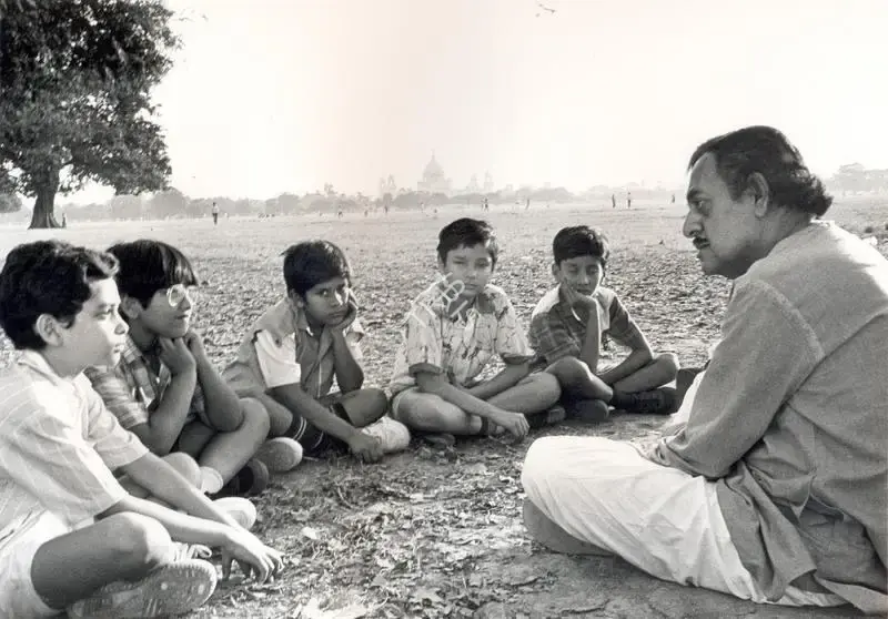 Barun Raha (Cinematographer), Agantuk, 1991, Photographic Still