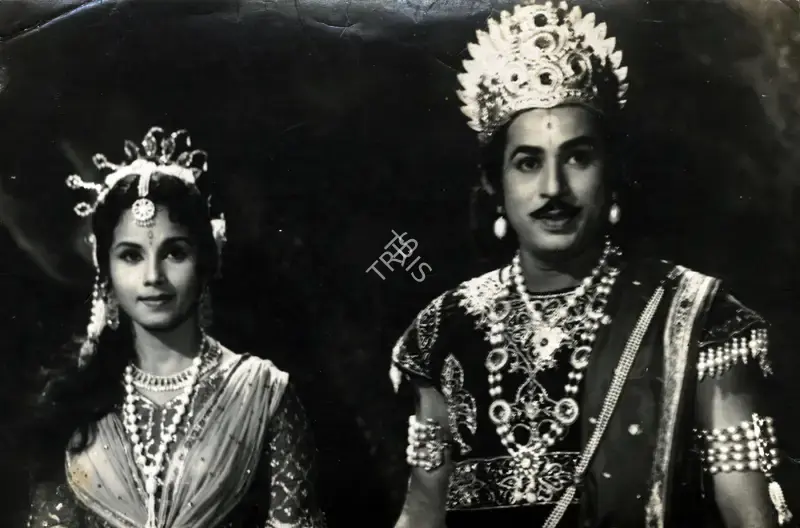 Anant Wadadeker (Cinematographer), Subhadra Haran, 1963, Photographic Still