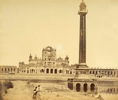 Felice Beato (Photographer), The Martiniere Pillar, Lucknow, 1858, Antiquarian Photograph