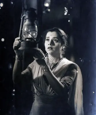 Roque M. Layton (Cinematographer), Baadbaan, 1954, Photographic Still