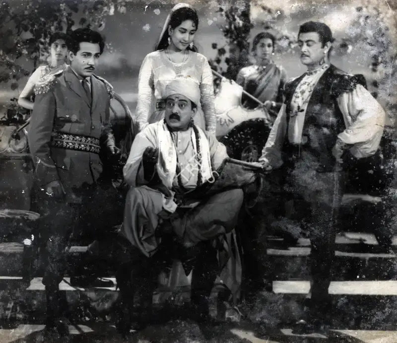 Raj Talwar (Producer), Hawai Insaan, 1965, Photographic Still