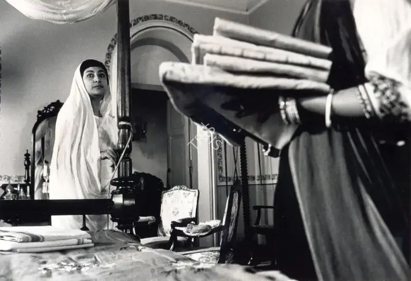 Soumendu Roy (Cinematographer), Ghare Baire, 1985, Photographic Still