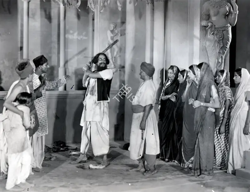 Moti B. Gidwani (Director), Gulam Daku, 1936, Photographic Still
