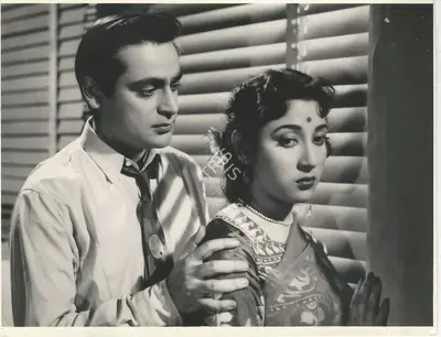 V.K. Murthy (Cinematographer), Pyaasa, 1957, Photographic Still