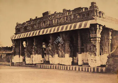 Capt. Linnaeus Tripe (Photographer), West front of the Puthu Mundapum (Tirumul Naik's choultry), Madura, 1858, Antiquarian Photograph