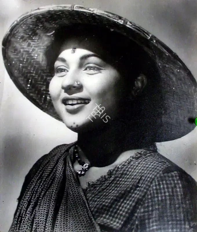 Kamal Bose (Cinematographer), Do Bigha Zamin, 1953, Photographic Still