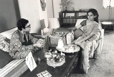 Soumendu Roy (Cinematographer), Seema Baddha, 1971, Photographic Still