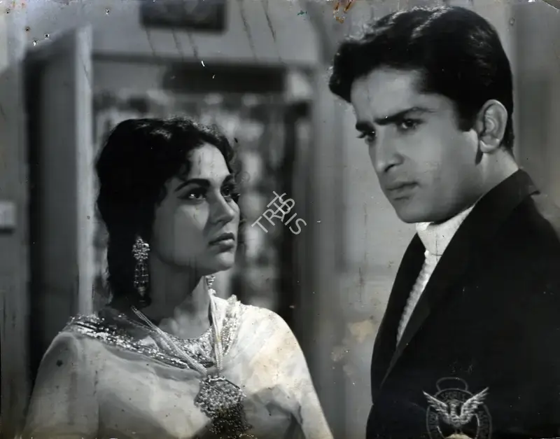Dilip Gupta (Cinematographer), Benazir, 1964, Photographic Still