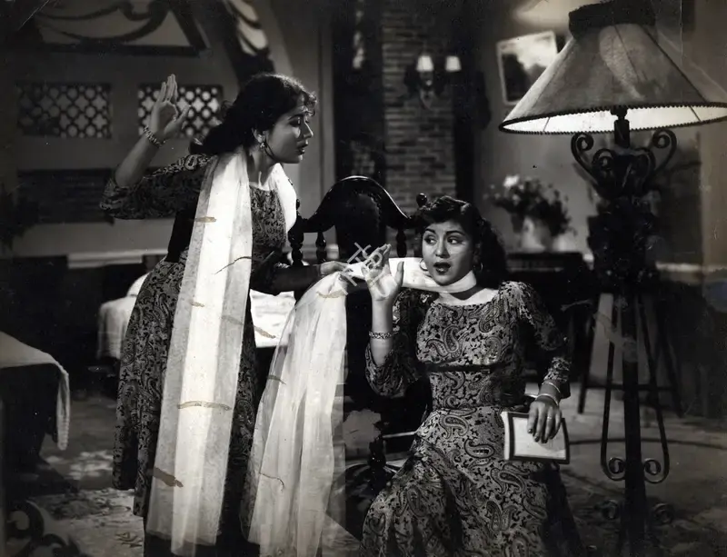 Dwarka Divecha (Cinematographer), Shararat, 1959, Photographic Still