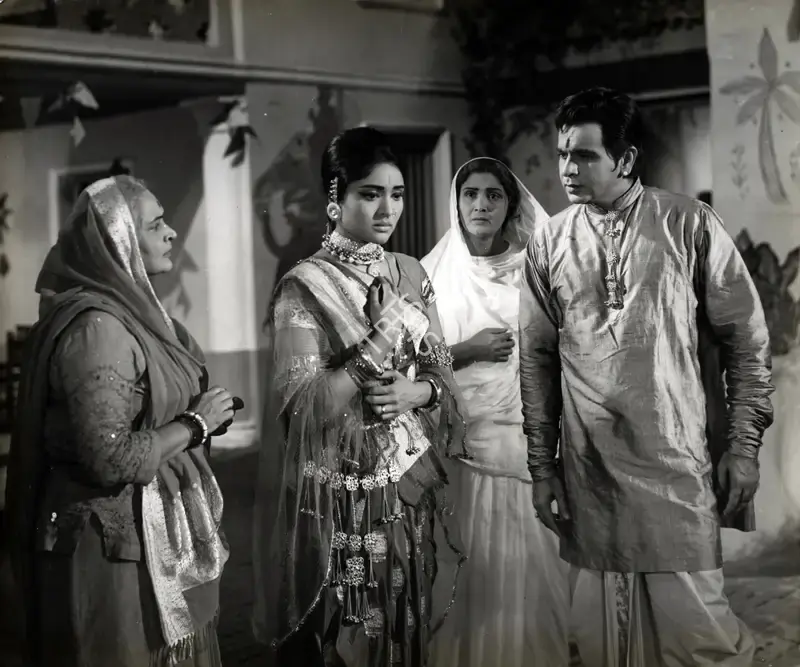 R.D. Mathur (Cinematographer), Sunghursh, 1968, Photographic Still
