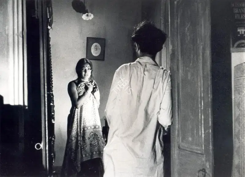 Soumendu Roy (Cinematographer), Jana Aranya, 1976, Photographic Still