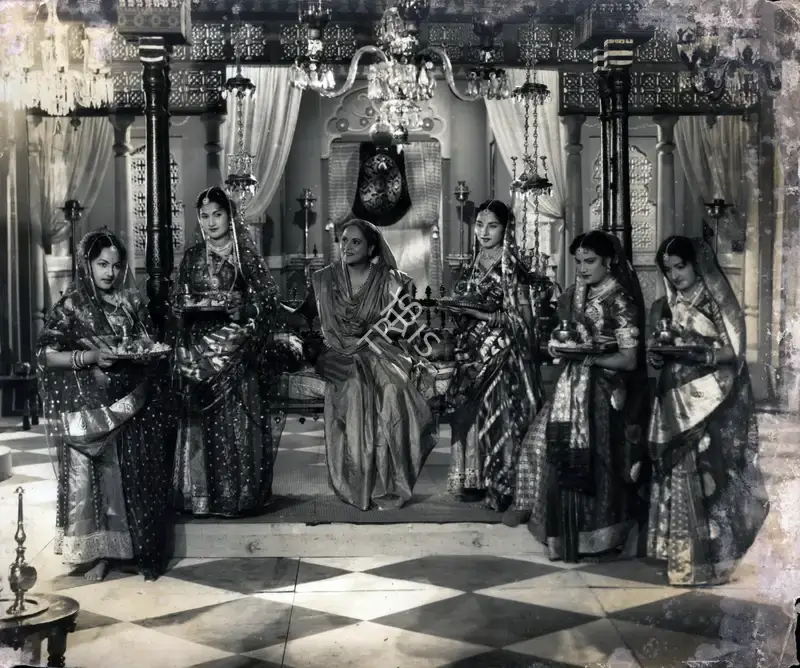 Bipin Gajjar (Cinematographer), Patrani, 1956, Photographic Still