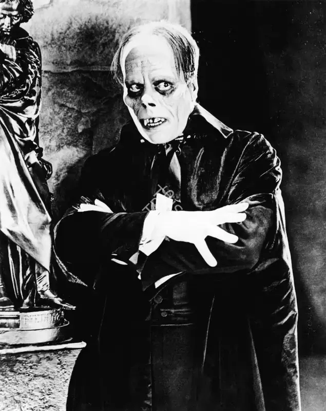 The Phantom of the Opera, Actor, 1925