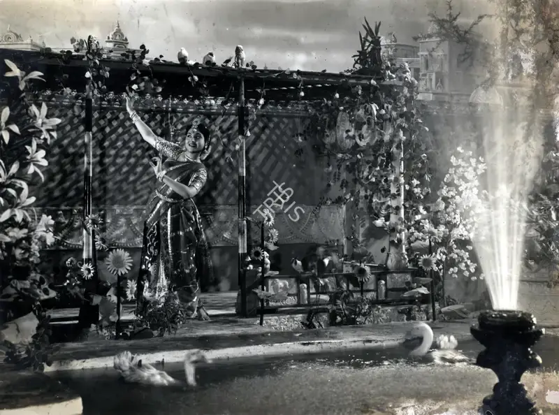Bipin Gajjar (Cinematographer), Patrani, 1956, Photographic Still