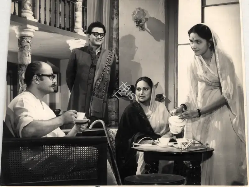 P.N. Arora (Producer), Do Bhai, 1961, Photographic Still