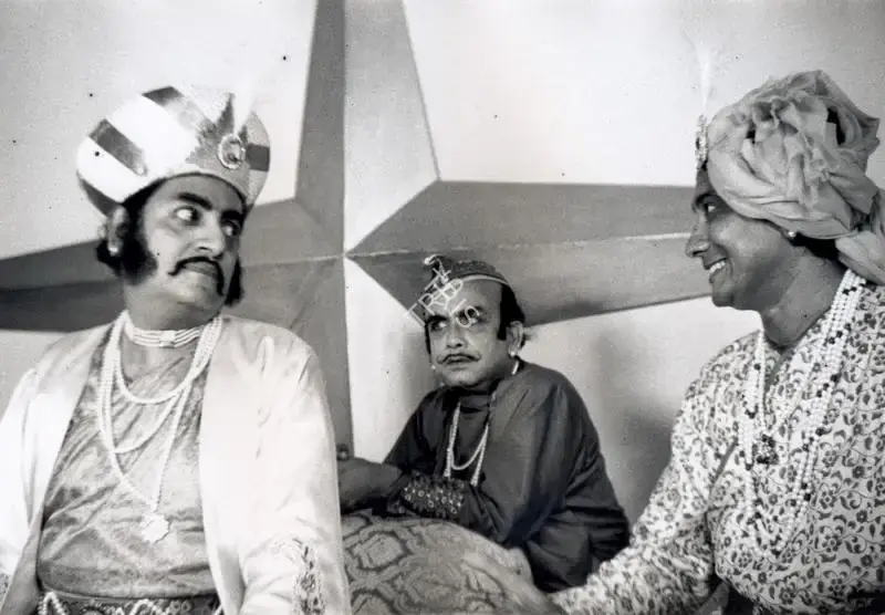 Soumendu Roy (Cinematographer), Hirak Rajar Deshe, 1980, Photographic Still