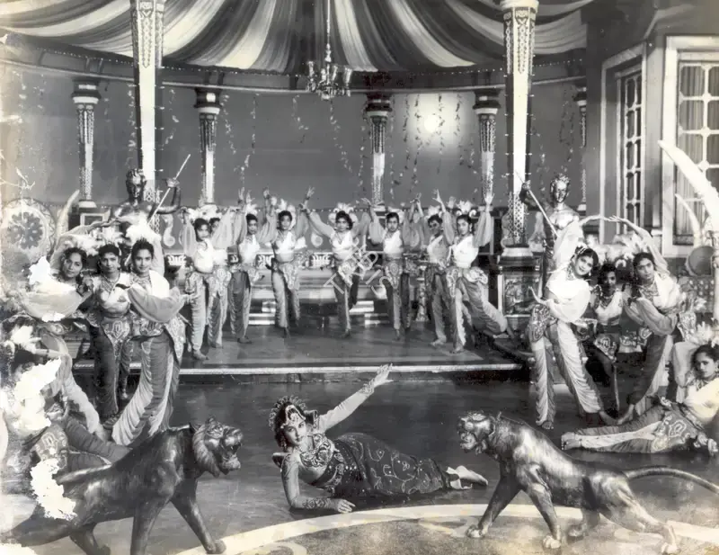 Anant Wadadeker (Cinematographer), Zimbo, 1958, Photographic Still