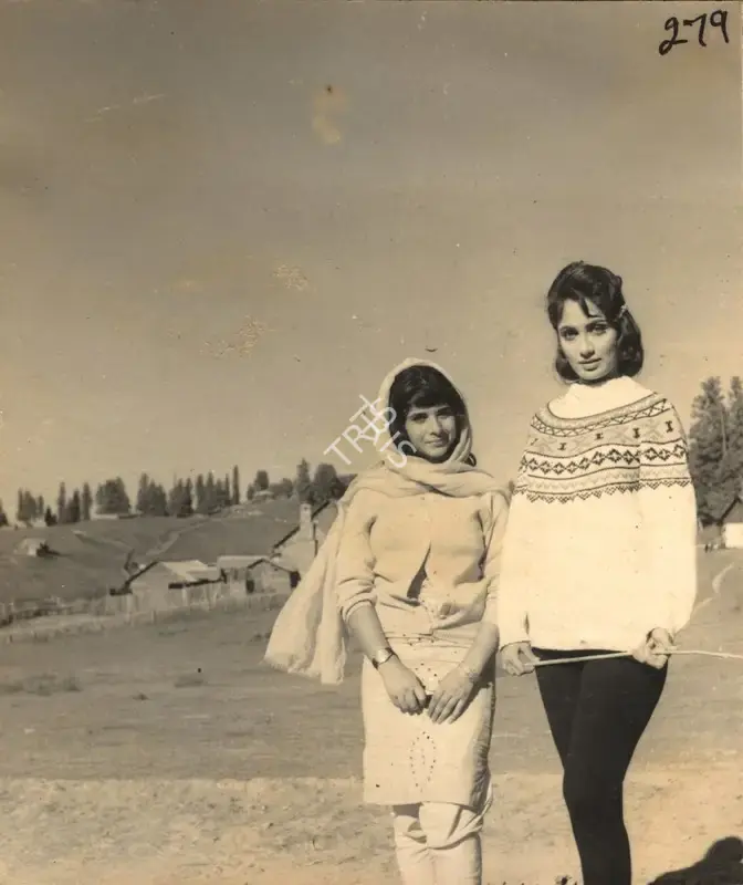 Ramanand Sagar (Producer), Arzoo, 1965, Photographic Still