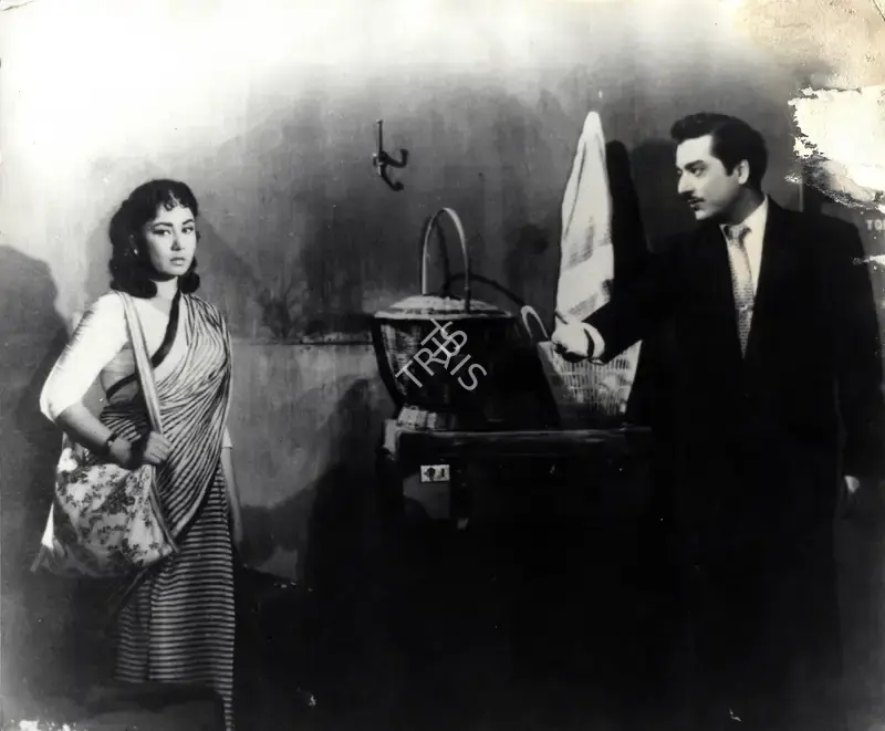 Apurba Bhattacharjee (Cinematographer), Bheegee Raat, 1965, Photographic Still