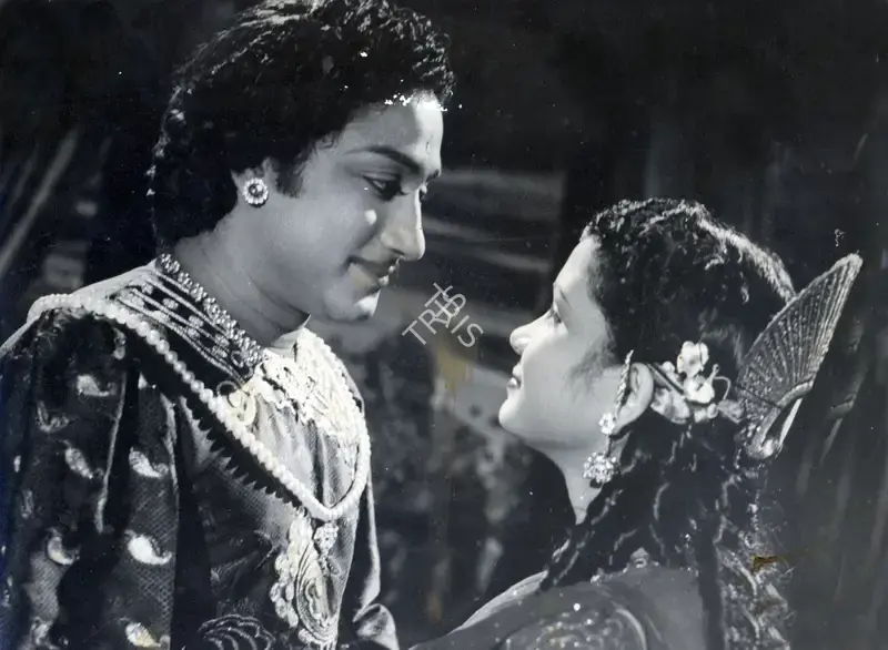 M. Somasundaram (Producer), Manohar, 1954, Photographic Still