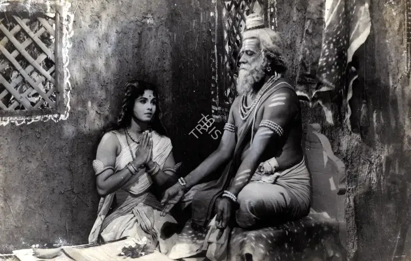 Anant Wadadeker (Cinematographer), Subhadra Haran, 1963, Photographic Still