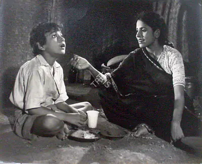 Ramachandra (ii) (Cinematographer), Munna, 1954, Photographic Still
