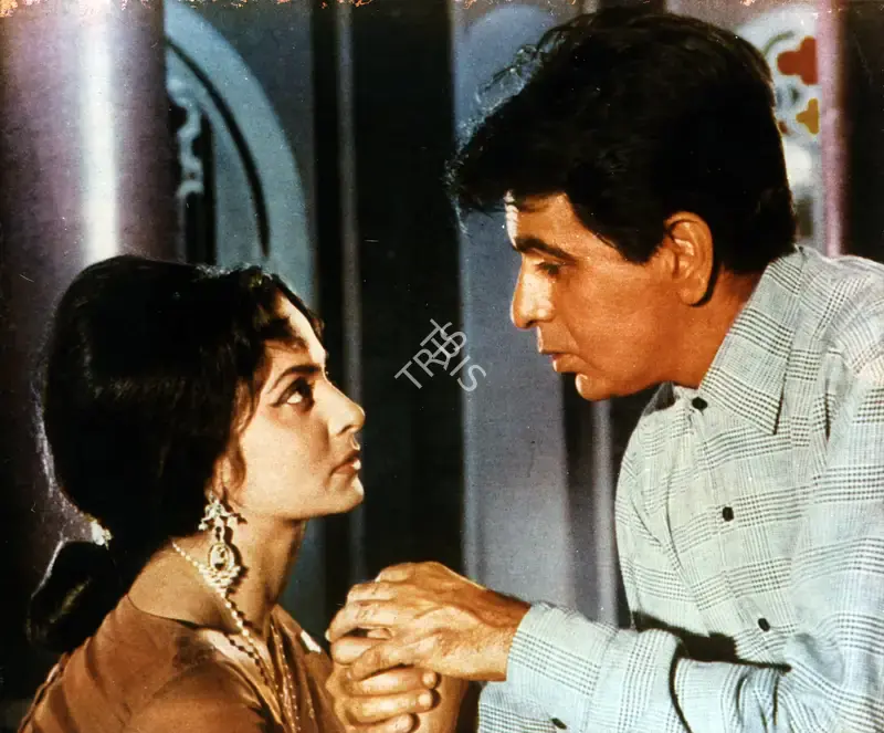Faredoon A. Irani (Cinematographer), Aadmi, 1968, Photographic Still