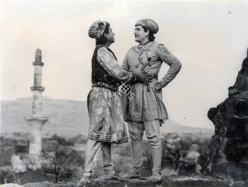 Vasant Nagesh Buva (Cinematographer), Bara Dari, 1955, Photographic Still