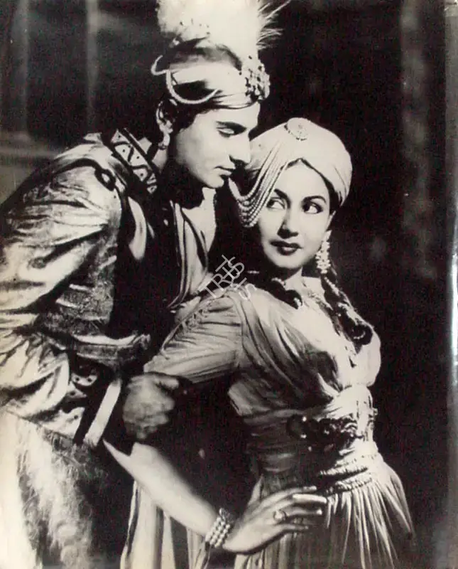 Anant Wadadeker (Cinematographer), Aladdin Aur Jaadui Chiraag, 1952, Photographic Still