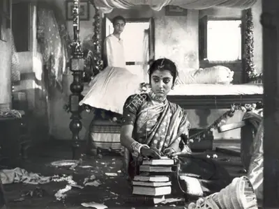 Soumendu Roy (Cinematographer), Teen Kanya, 1961, Photographic Still