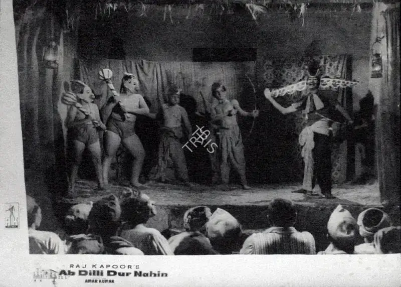Jaywant Pathare (Cinematographer), Ab Dilli Dur Nahin, 1957, Lobby Card