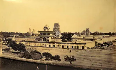 Samuel Bourne (Photographer), Rang Nath Temple, Vrindavan, 1865, Antiquarian Photograph