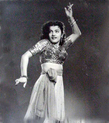 V. Avadhut (Cinematographer), Ashiana, 1952, Photographic Still